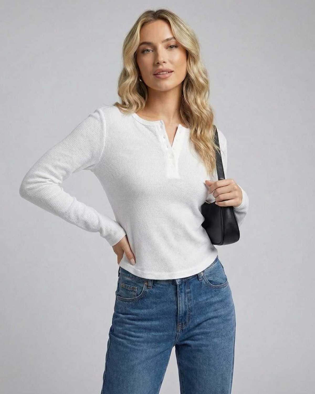 White Top, front view | Ramblion | SKU: NARSL-384756291-white-L-6537,NARSL-384756291-white-M-7033,NARSL-384756291-white-S-2001,NARSL-384756291-white-XL-6648,NARSL-384756291-white-XS-9846