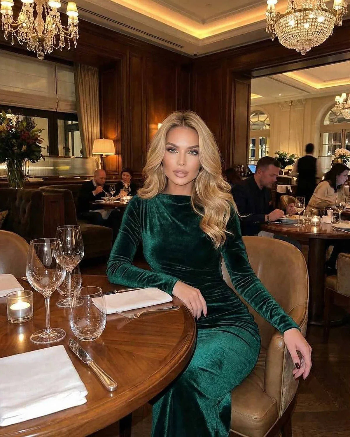 Green Velvet Bodycon Round Neck Long Sleeve Midi Dress | Prom, Cocktail Parties, Guest of Wedding & Casual Outings, lifestyle | SKU: EMD-583920471-green-L-4329,EMD-583920471-green-M-6402,EMD-583920471-green-S-6288,EMD-583920471-green-XL-8132,EMD-583920471-green-XS-5910