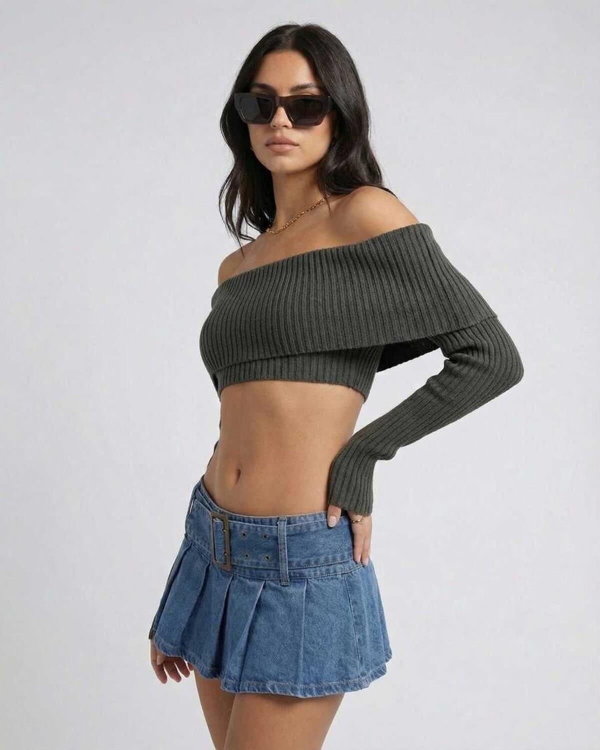 Olive Cotton Top, side view | Ramblion | SKU: VT-96318-olive-L-1802,VT-96318-olive-M-2266,VT-96318-olive-S-9895,VT-96318-olive-XL-1700,VT-96318-olive-XS-8567