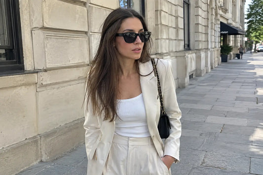 Elegant Women's Fashion That Makes an Entrance