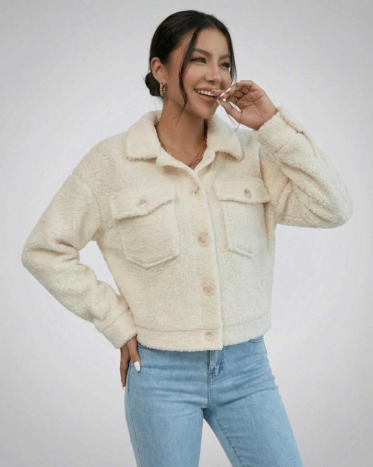 Aspen Jacket – Women’s Faux Fur Jacket with Lapel Collar from RAMBLION, ideal for cold-weather layering.