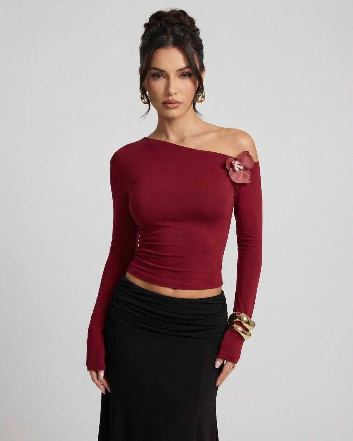 Tago Pullover by RAMBLION, red long sleeve, stylish profile, comfortable fit, perfect for casual occasions.