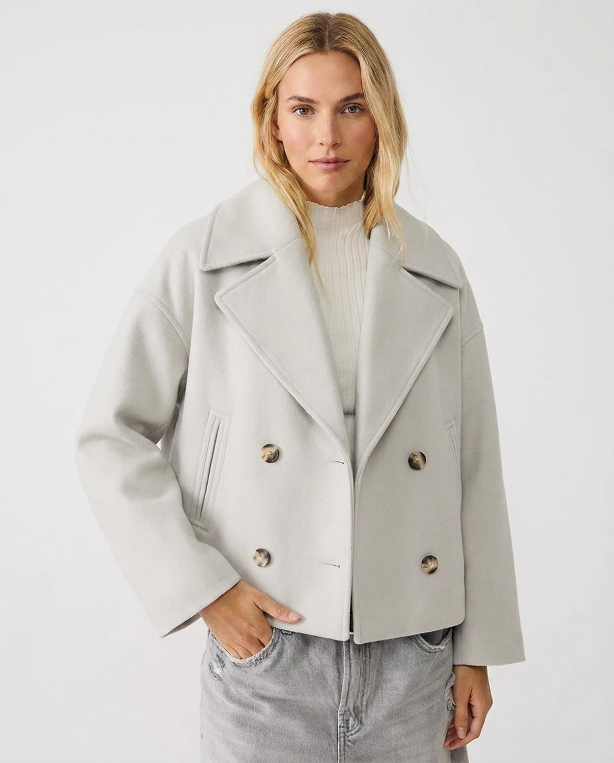 Amaranteys Jackets — White