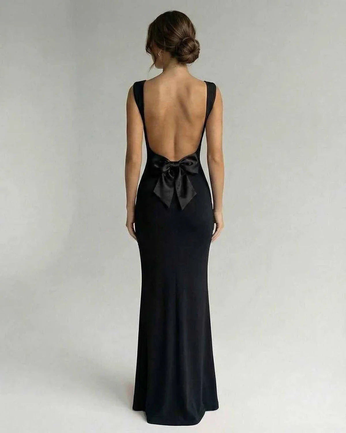 Black Satin Bodycon Sweetheart Sleeveless Maxi Dress | Formal Events, Cocktail Parties, Everyday Wear & Casual Outings, back | SKU: OMD-582746391-black-L-8039,OMD-582746391-black-M-9309,OMD-582746391-black-S-9872,OMD-582746391-black-XL-1776,OMD-582746391-black-XS-3660