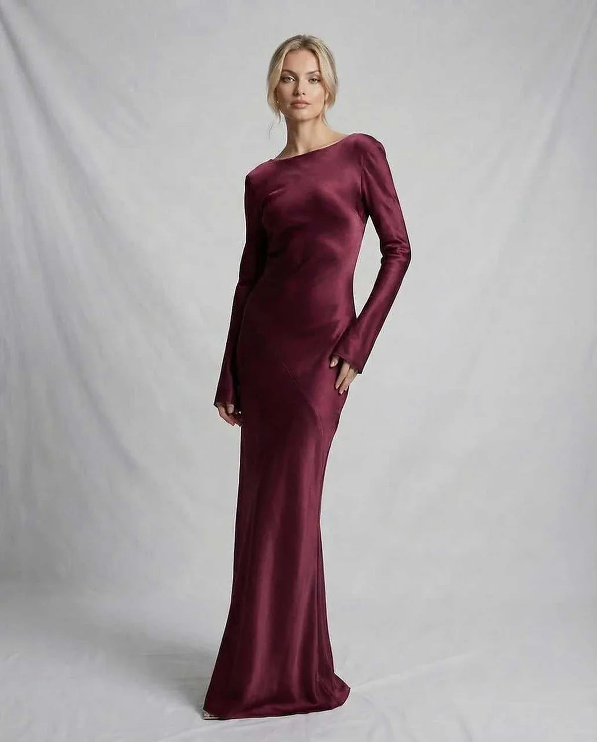 Burgundy Satin Mermaid Round Neck Long Sleeve Maxi Dress | Prom, Celebrations & Weddings, front view | Ramblion | SKU: VMD-983217456-burgundy-L-6800,VMD-983217456-burgundy-M-9445,VMD-983217456-burgundy-S-5913,VMD-983217456-burgundy-XL-9833,VMD-983217456-burgundy-XS-7837