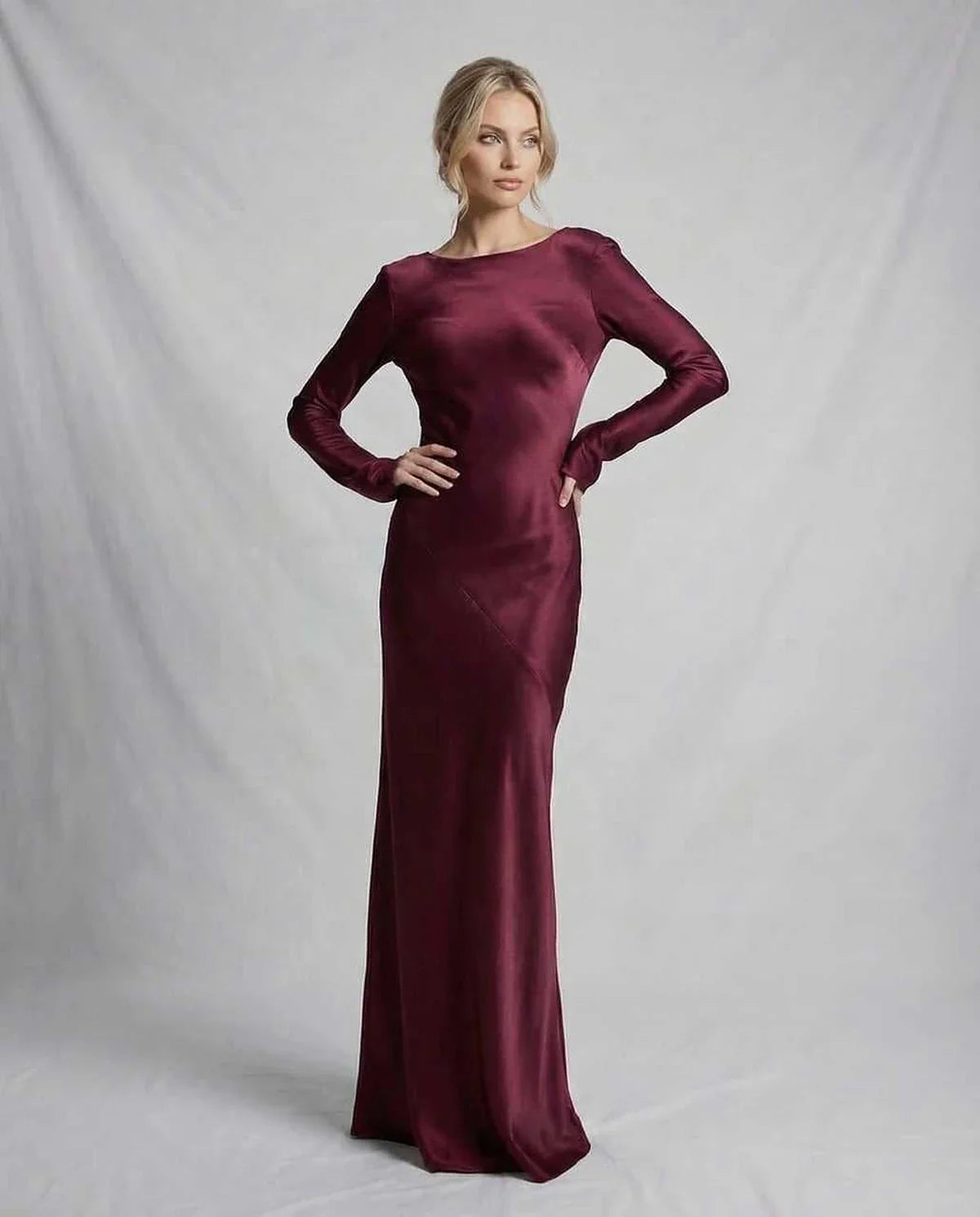 Burgundy Satin Mermaid Round Neck Long Sleeve Maxi Dress | Prom, Celebrations & Weddings, front view | Ramblion | SKU: VMD-983217456-burgundy-L-6800,VMD-983217456-burgundy-M-9445,VMD-983217456-burgundy-S-5913,VMD-983217456-burgundy-XL-9833,VMD-983217456-burgundy-XS-7837
