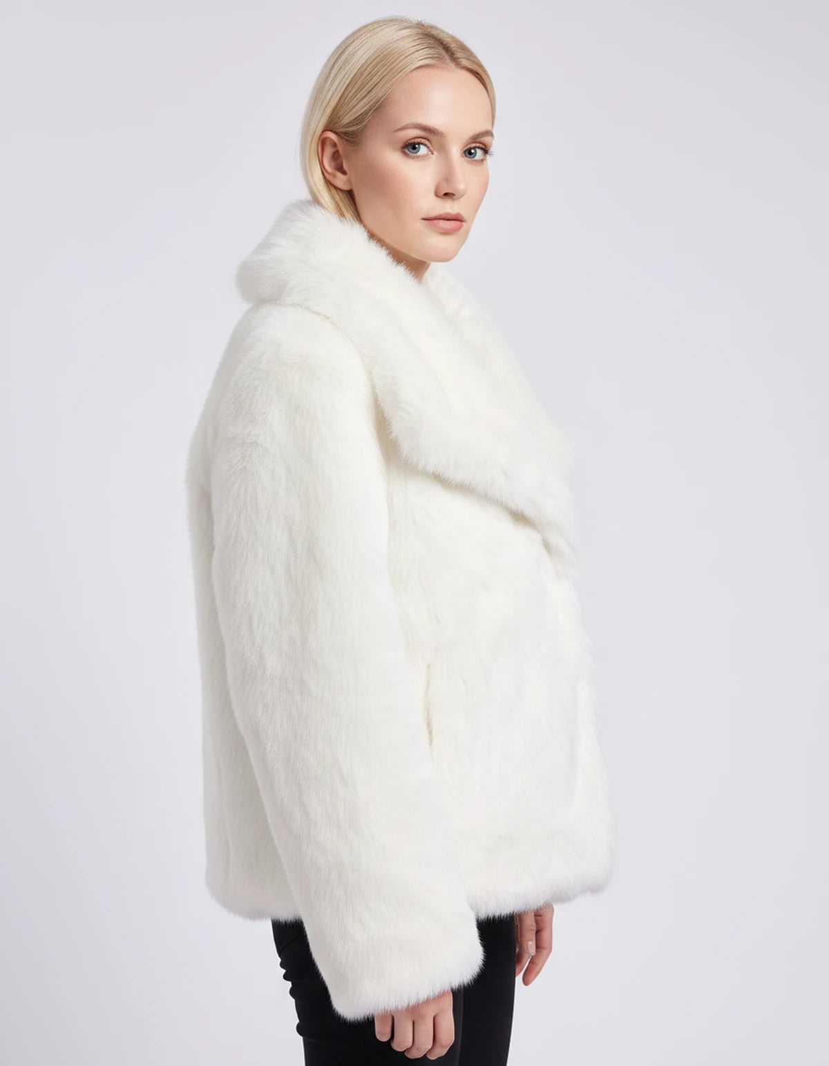 Cesarine Jackets — White | SKU: RB-d02790-white-XS,RB-d02790-white-S,RB-d02790-white-M,RB-d02790-white-L