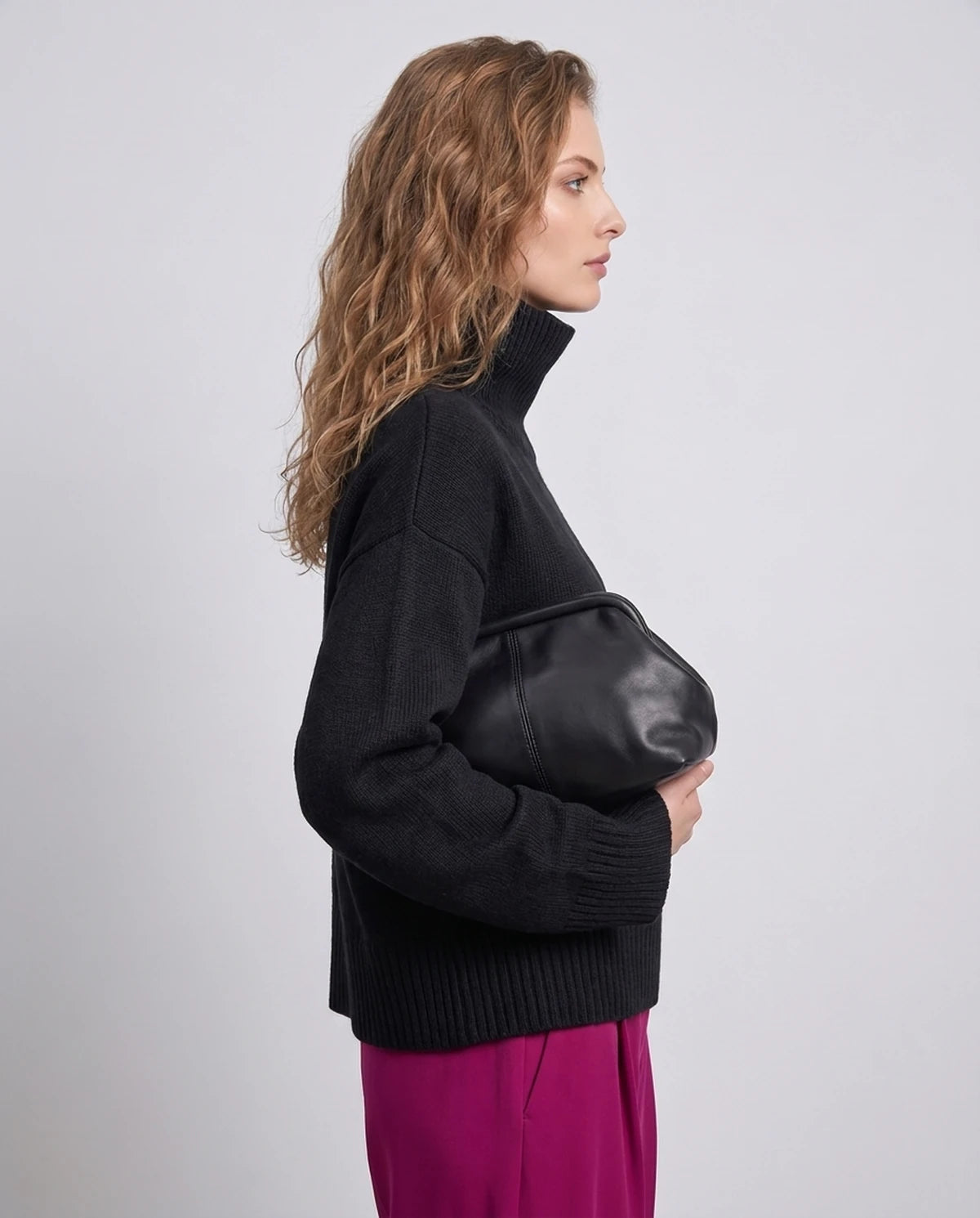 Coralise Sweaters — Black | SKU: RB-ae16e8-black-XS,RB-ae16e8-black-S,RB-ae16e8-black-M,RB-ae16e8-black-L,RB-ae16e8-black-XL,RB-ae16e8-black-2XL