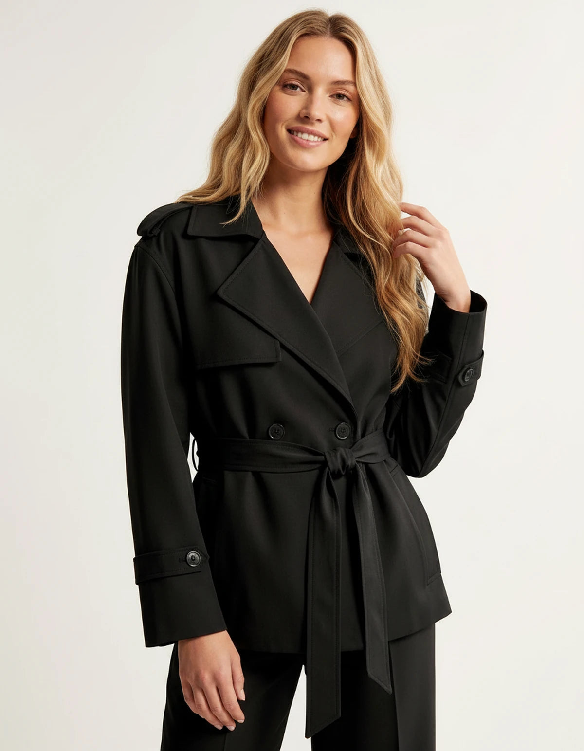 Escala Jackets — Black | SKU: RB-52b997-black-XS,RB-52b997-black-S,RB-52b997-black-M,RB-52b997-black-L