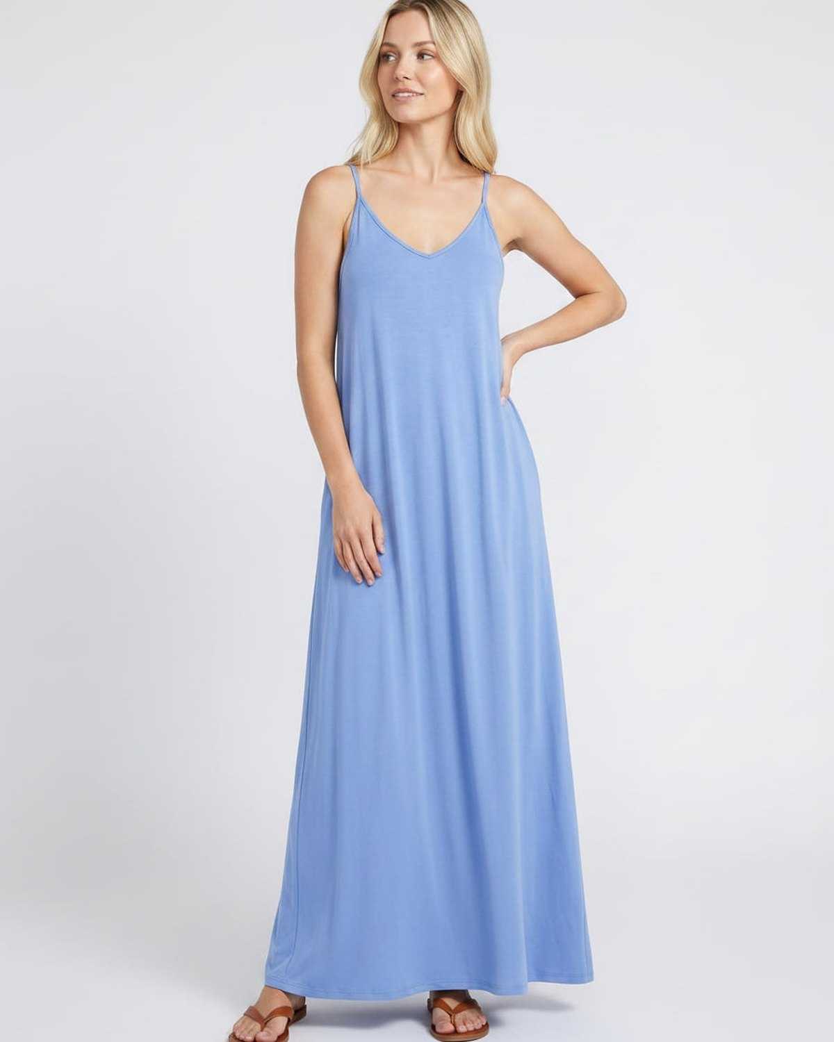 Ramblion Eva maxi dress — v-neck neckline · styled view 10 · styled for prom season