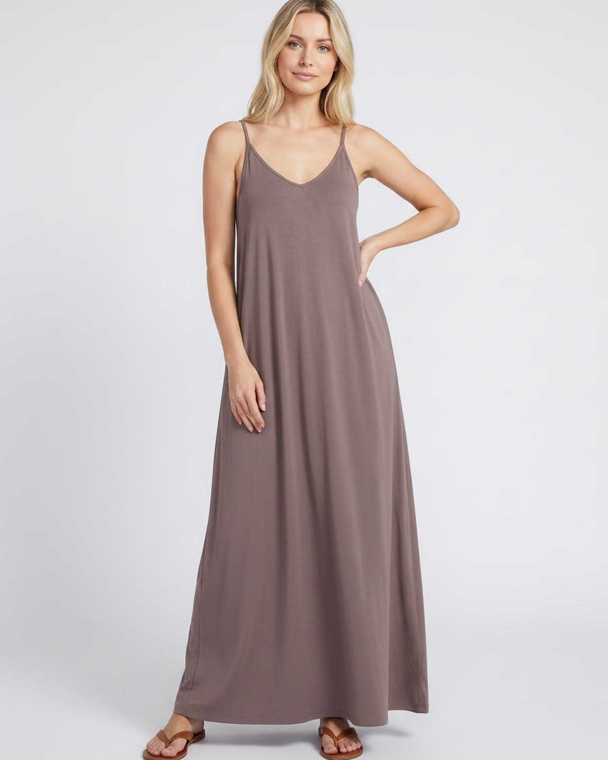 Ramblion Eva maxi dress — v-neck neckline · styled view 27 · styled for prom season