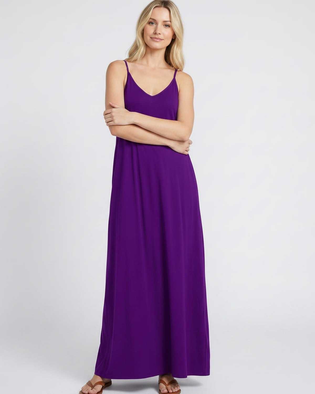Ramblion Eva maxi dress — v-neck neckline · styled view 33 · styled for prom season