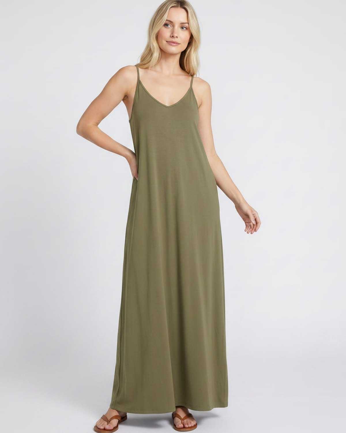 Ramblion Eva maxi dress — v-neck neckline · styled view 48 · styled for prom season