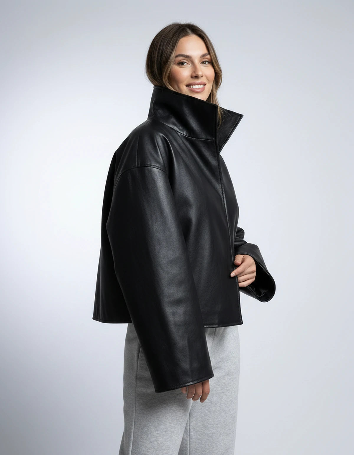 Evadne Jackets — Black