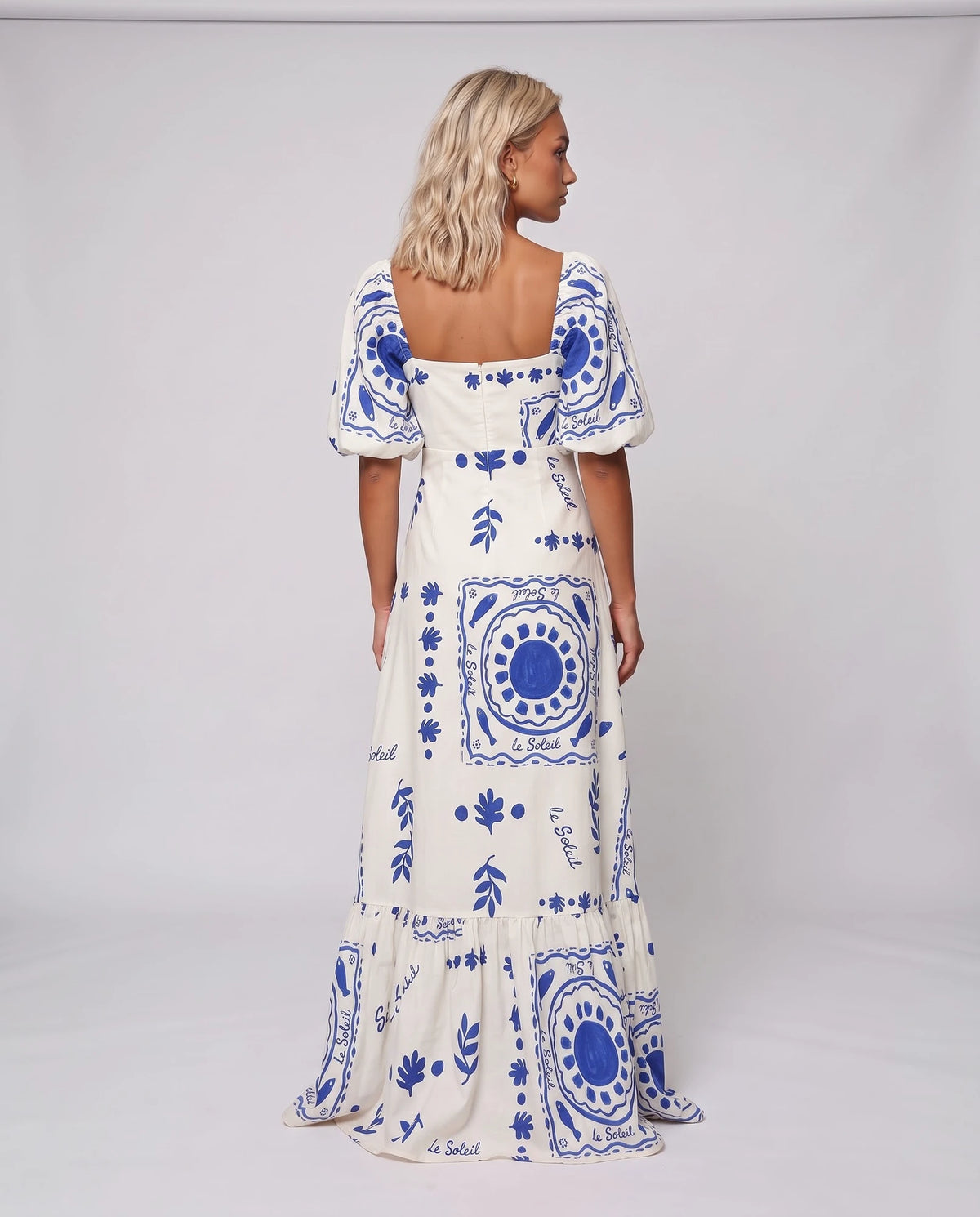 Evanthia Maxi Dresses — White | SKU: RB-3dccb4-white-XS,RB-3dccb4-white-S,RB-3dccb4-white-M,RB-3dccb4-white-L,RB-3dccb4-white-XL,RB-3dccb4-white-2XL