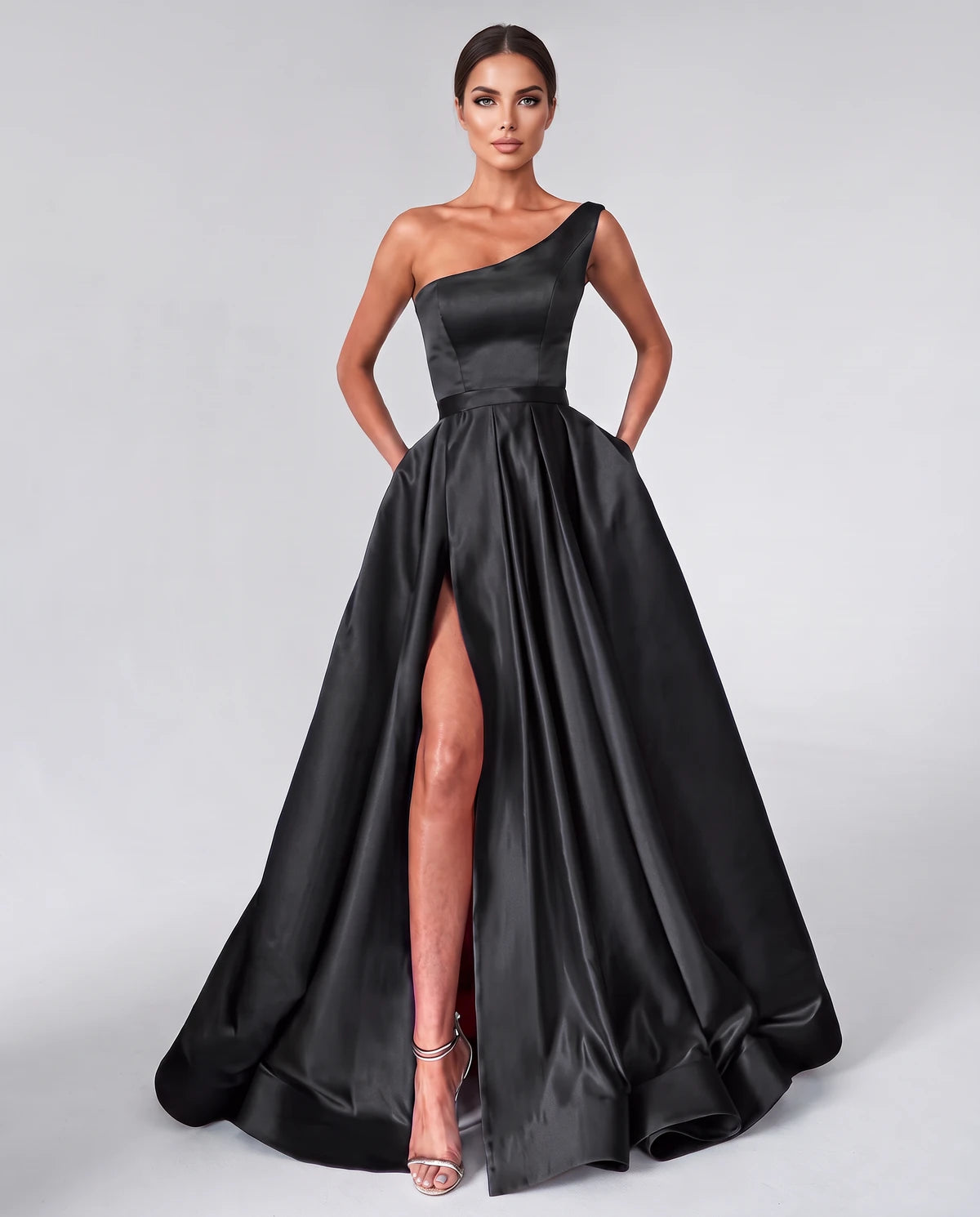 Flavienne Maxi Dresses — Black