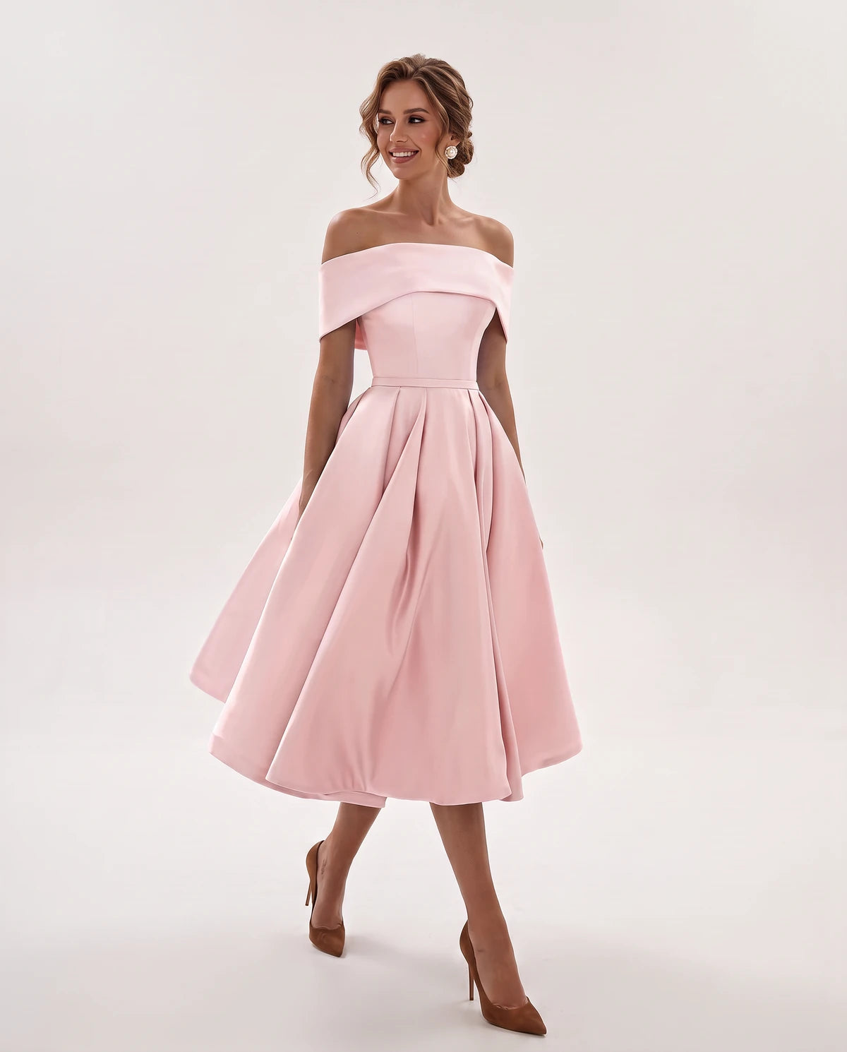 Freesia Midi Dresses — Pink