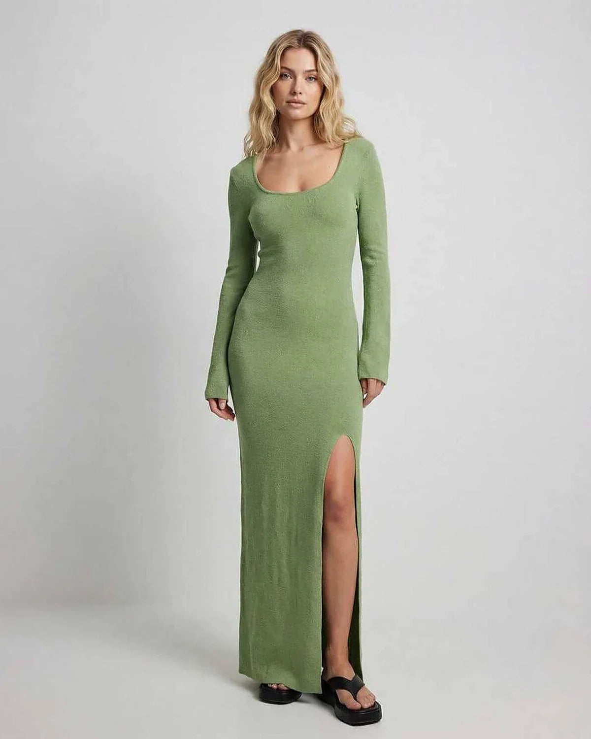 Green Cotton Bodycon Round Neck Long Sleeve Maxi Dress | Formal Occasions & Casual Outings, front view | Ramblion | SKU: VMD-483927165-green-L-1825,VMD-483927165-green-M-2492,VMD-483927165-green-S-2165,VMD-483927165-green-XL-6870,VMD-483927165-green-XS-4892