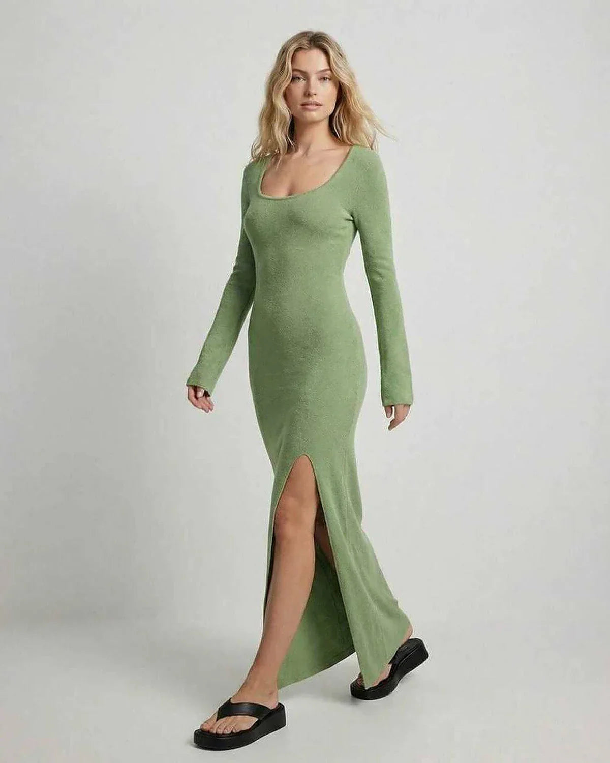 Green Cotton Bodycon Round Neck Long Sleeve Maxi Dress | Formal Occasions & Casual Outings, front view | Ramblion | SKU: VMD-483927165-green-L-1825,VMD-483927165-green-M-2492,VMD-483927165-green-S-2165,VMD-483927165-green-XL-6870,VMD-483927165-green-XS-4892