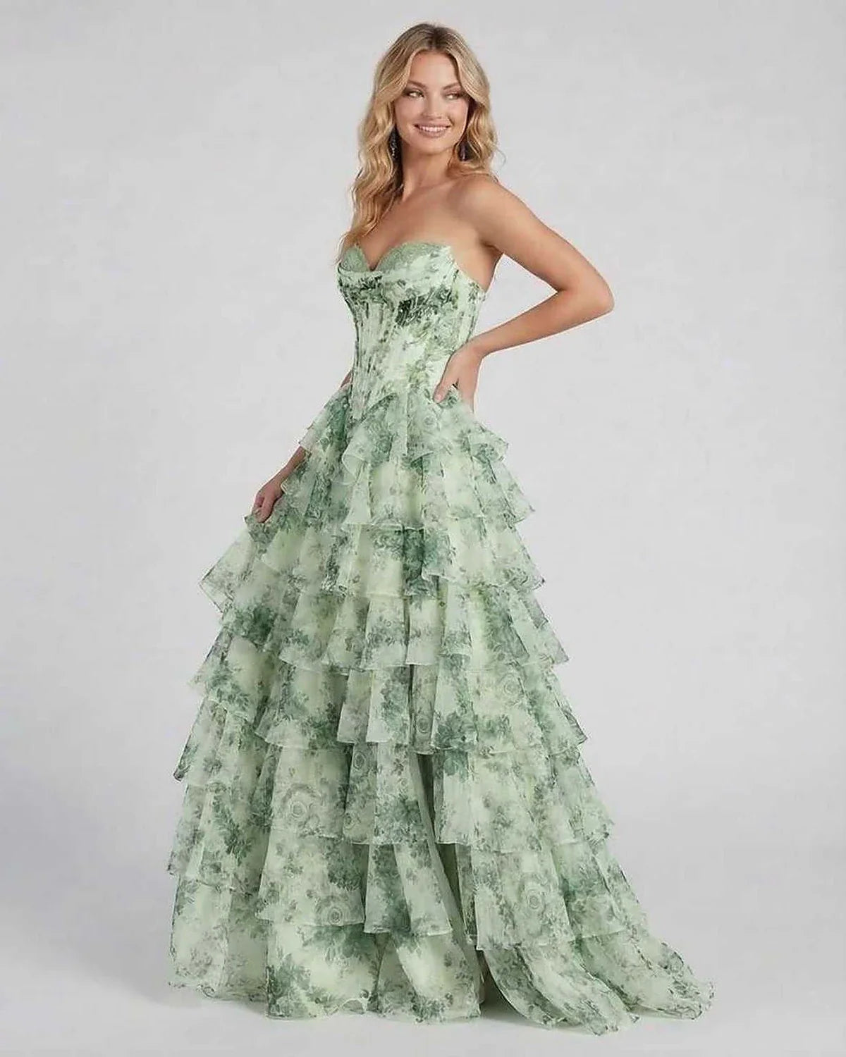Green Satin Bodycon Sweetheart Sleeveless Maxi Dress | Black-Tie Events, Evening Parties & Everyday Wear, side view | Ramblio | SKU: SMD-582371049-green-L-4871,SMD-582371049-green-M-8048,SMD-582371049-green-S-8824,SMD-582371049-green-XL-9752,SMD-582371049-green-XS-6275
