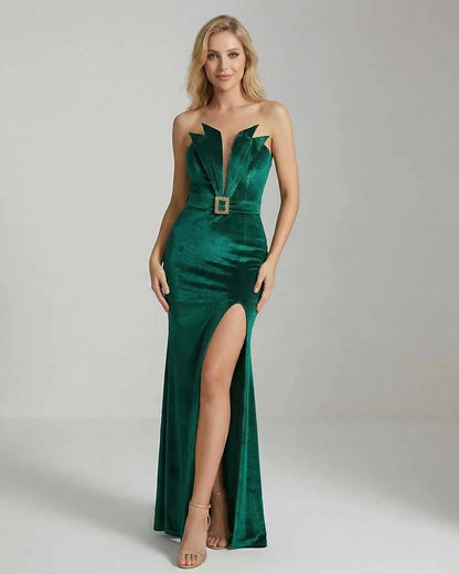 Green Velvet Bodycon V-Neck Sleeveless Maxi Dress | Formal Occasions & Evening Parties, front view | Ramblion | SKU: GCD-573849201-green-L-4259,GCD-573849201-green-M-9945,GCD-573849201-green-S-9923,GCD-573849201-green-XL-3387,GCD-573849201-green-XS-5636
