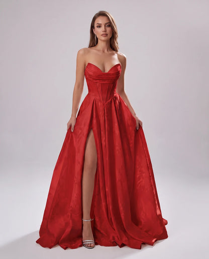 Hazelwood Maxi Dresses — Red