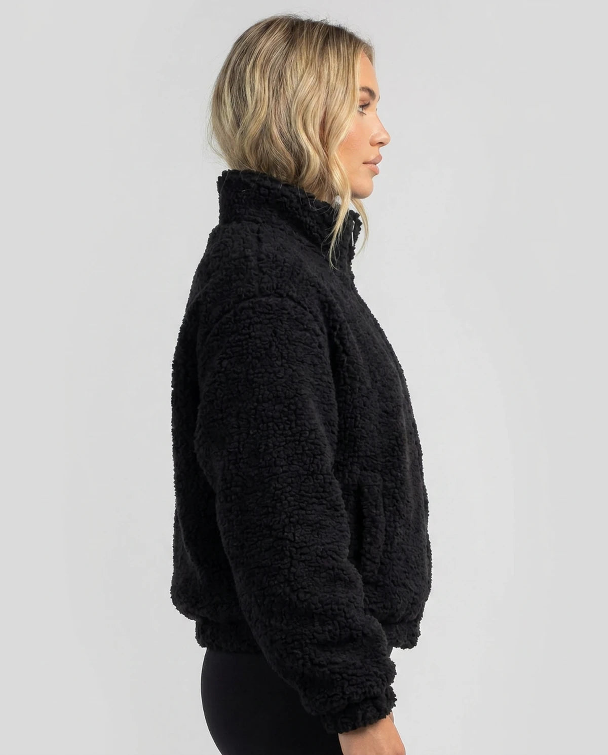 Hesperia Jackets — Black | SKU: RB-95b70c-black-XS,RB-95b70c-black-S,RB-95b70c-black-M,RB-95b70c-black-L,RB-95b70c-black-XL,RB-95b70c-black-2XL