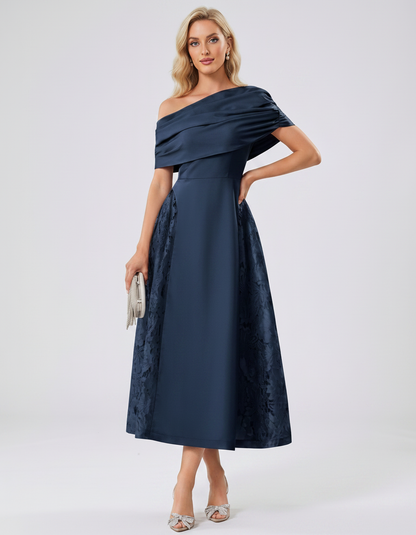 Veloria Midi Dress