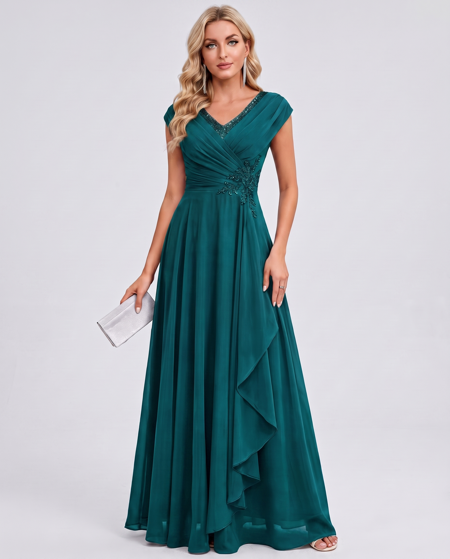 Elaris Maxi Dress