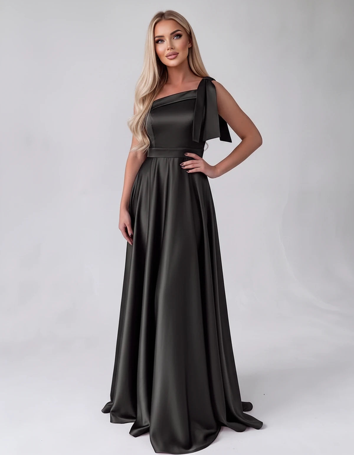 Ilonka Maxi Dresses — Black | SKU: RB-4b5ac0-black-2,RB-4b5ac0-black-4,RB-4b5ac0-black-6,RB-4b5ac0-black-8,RB-4b5ac0-black-10,RB-4b5ac0-black-12,RB-4b5ac0-black-14,RB-4b5ac0-black-16,RB-4b5ac0-black-16W,RB-4b5ac0-black-18W,RB-4b5ac0-black-20W
