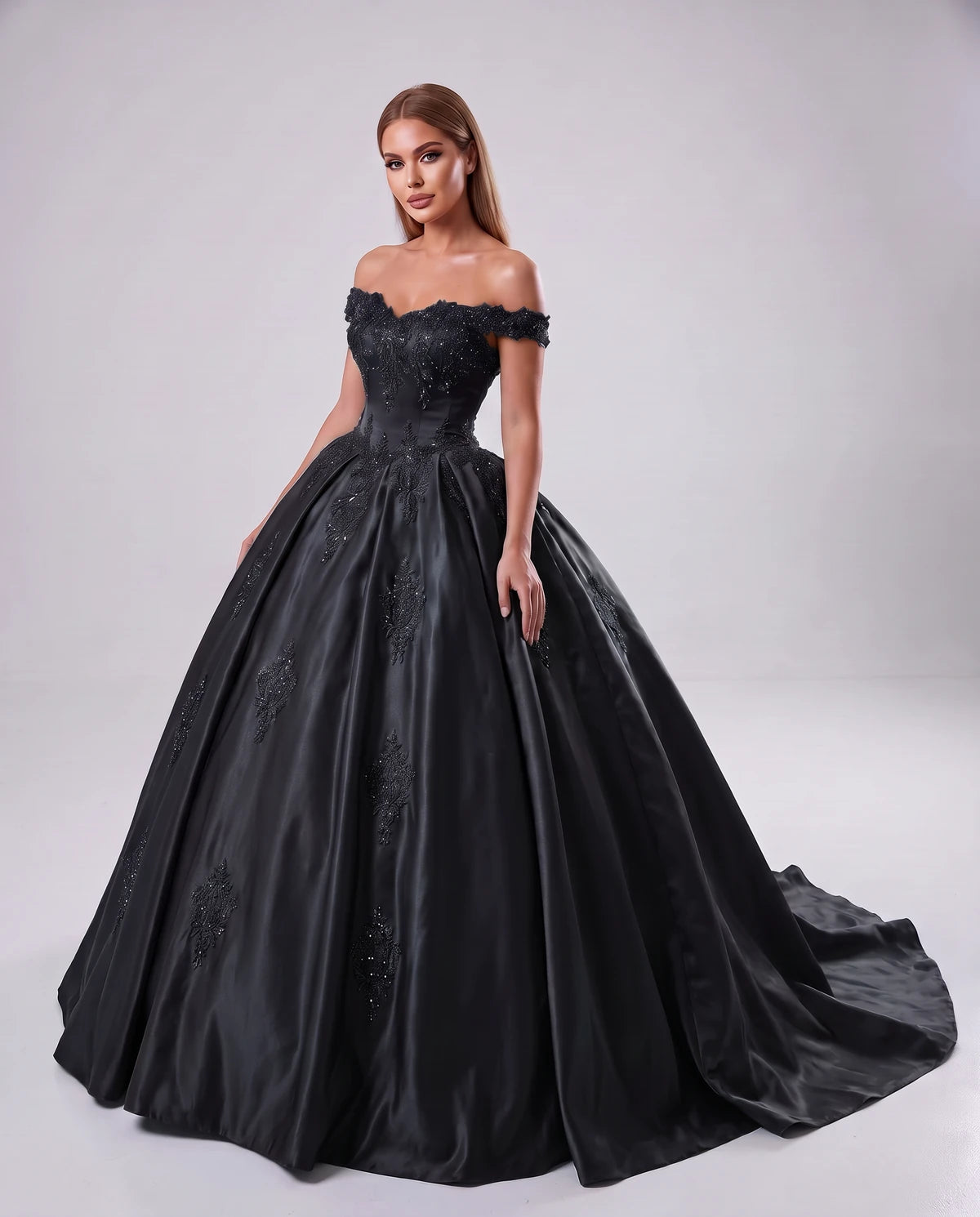 Isaura Maxi Dresses — Black