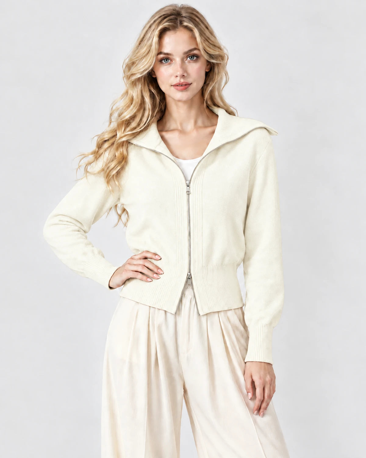 Jacintha Cardigans — White