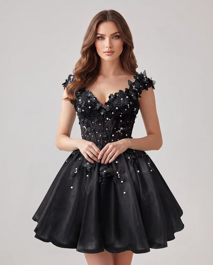 Juniperra Mini Dresses — Black