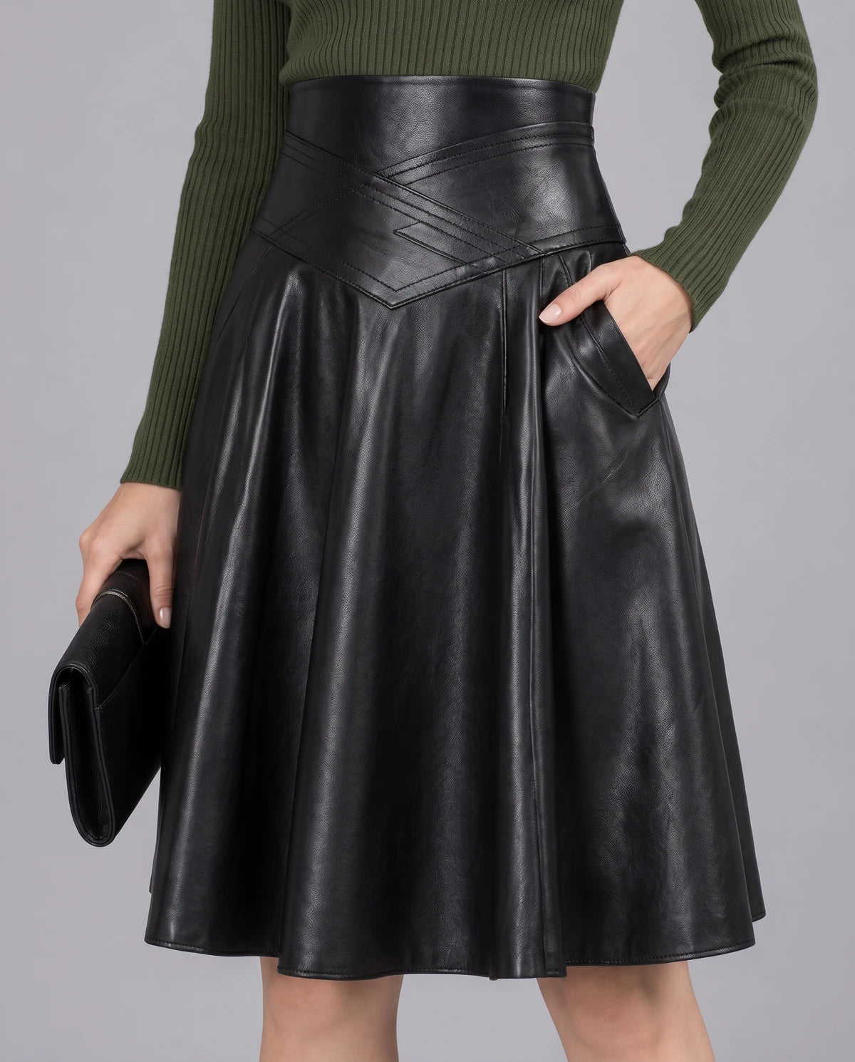 Korinna Midi Skirt — Black