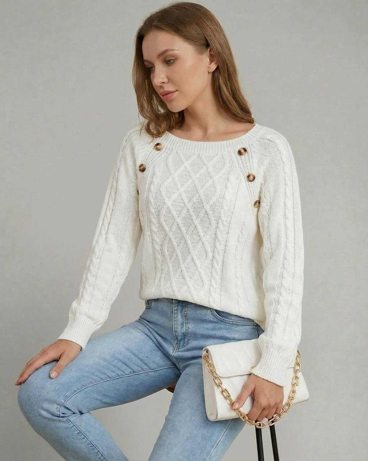 Lana Pullover by RAMBLION, white cable knit sweater, stylish round neck, perfect for casual outings.