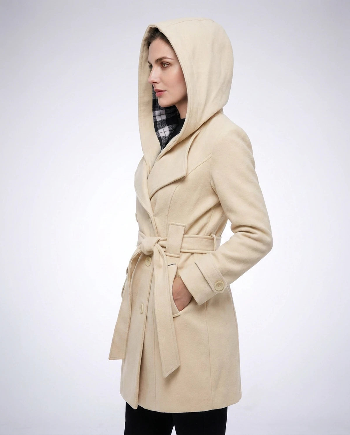 Lisbeth Jackets — Rice White | SKU: RB-58d117-ricewh94-XS,RB-58d117-ricewh94-S,RB-58d117-ricewh94-M,RB-58d117-ricewh94-L,RB-58d117-ricewh94-XL,RB-58d117-ricewh94-2XL