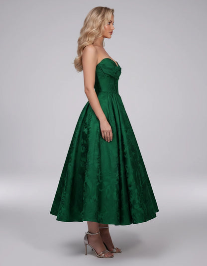 Lucienne Midi Dresses — Emerald | SKU: RB-edcd9f-emerald-2,RB-edcd9f-emerald-4,RB-edcd9f-emerald-6,RB-edcd9f-emerald-8,RB-edcd9f-emerald-10,RB-edcd9f-emerald-12,RB-edcd9f-emerald-14,RB-edcd9f-emerald-16,RB-edcd9f-emerald-16W,RB-edcd9f-emerald-18W,RB-edcd9f-emerald-20W,RB-edcd9f-emerald-22W