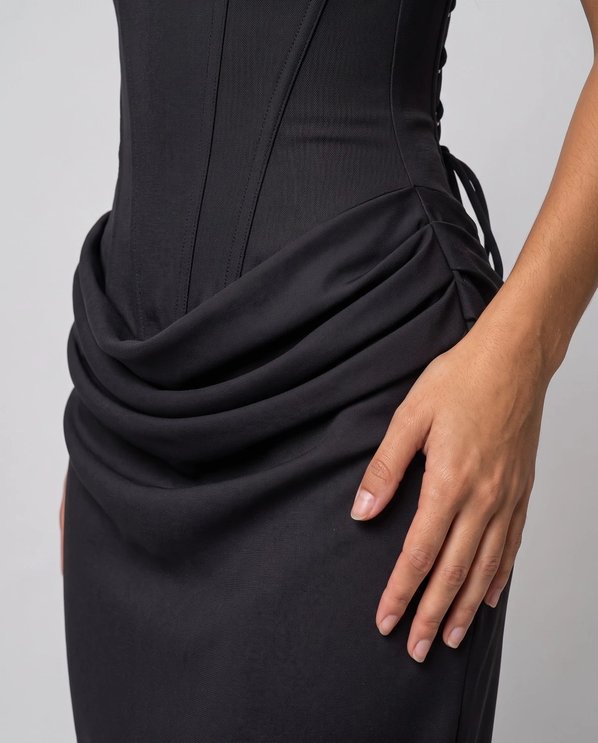 Lyonesse Maxi Dresses — Black | SKU: RB-2b46d8-black-XS,RB-2b46d8-black-S,RB-2b46d8-black-M,RB-2b46d8-black-L