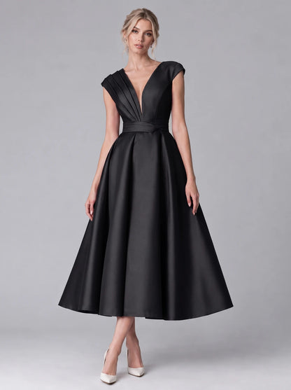 Madrigal Midi Dresses — Black