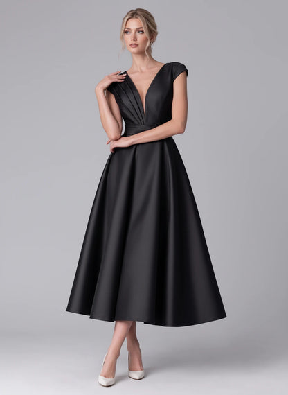 Madrigal Midi Dresses — Black | SKU: RB-e8c11e-black-2,RB-e8c11e-black-4,RB-e8c11e-black-6,RB-e8c11e-black-8,RB-e8c11e-black-10,RB-e8c11e-black-12,RB-e8c11e-black-14,RB-e8c11e-black-16,RB-e8c11e-black-16W,RB-e8c11e-black-18W,RB-e8c11e-black-20W,RB-e8c11e-black-22W
