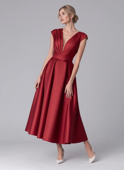 Madrigal Midi Dresses — Red | SKU: RB-e8c11e-red-2,RB-e8c11e-red-4,RB-e8c11e-red-6,RB-e8c11e-red-8,RB-e8c11e-red-10,RB-e8c11e-red-12,RB-e8c11e-red-14,RB-e8c11e-red-16,RB-e8c11e-red-16W,RB-e8c11e-red-18W,RB-e8c11e-red-20W,RB-e8c11e-red-22W