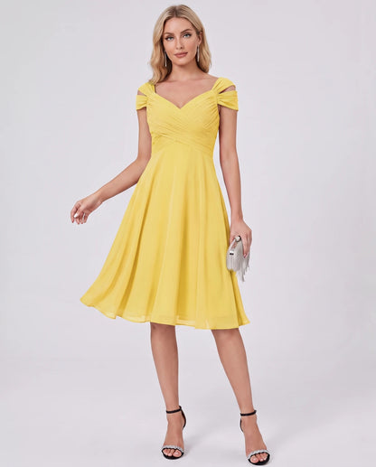 Maelys Midi Dresses — Yellow