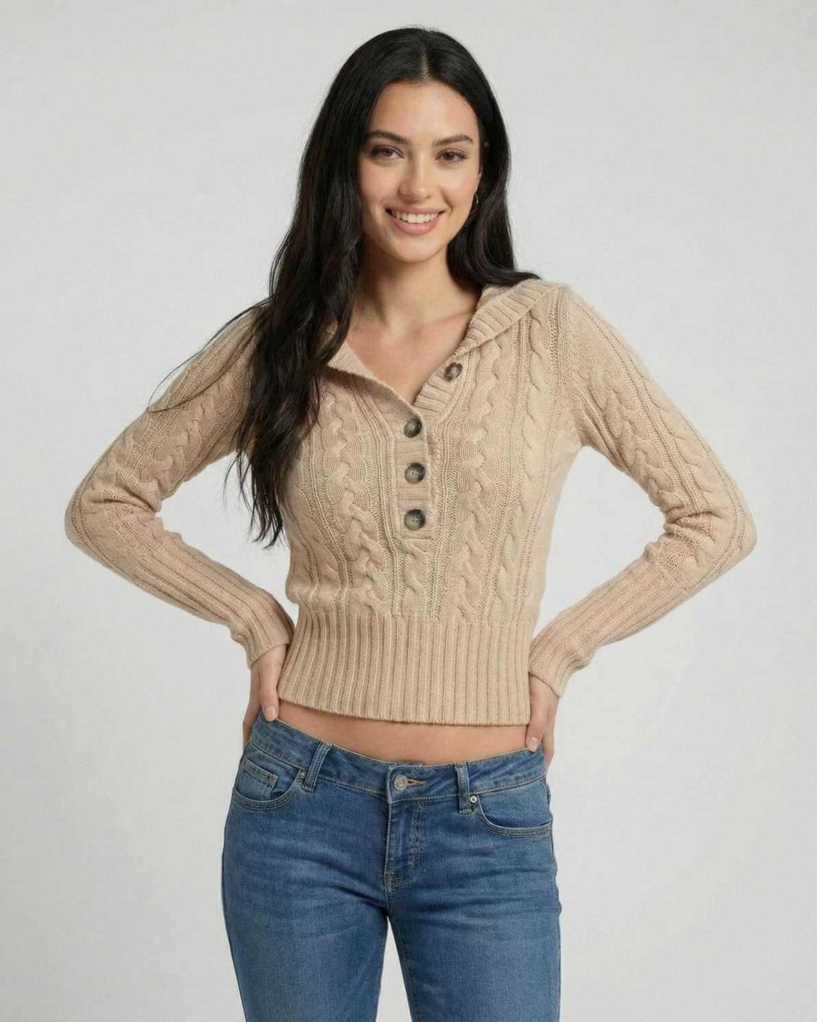 Marettimo Sweater by RAMBLION, beige cable knit, hooded design, perfect for transitional weather and stylish layering.
