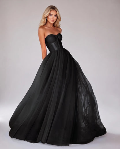 Morvenna Maxi Dresses — Black