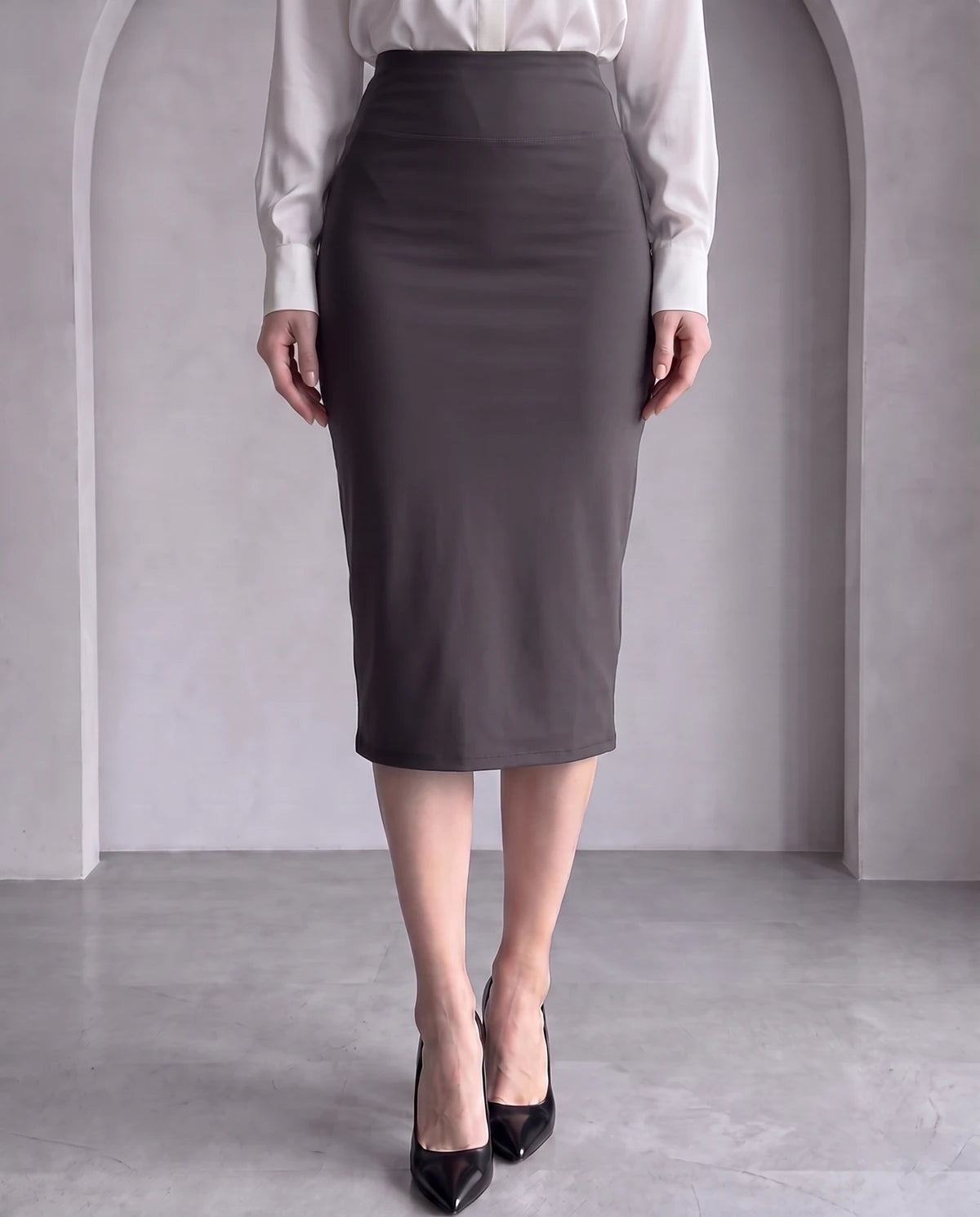 Nicolette Midi Skirt — Grey