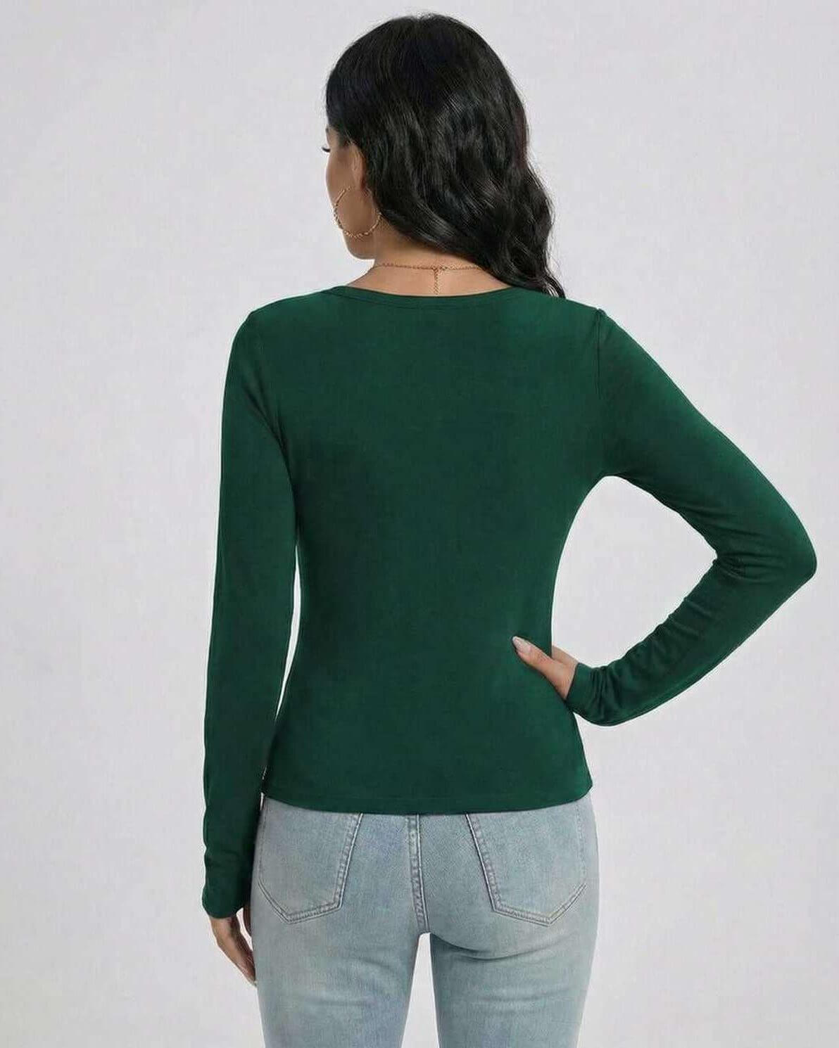 Padu Pullover back view, green long sleeve women’s pullover by RAMBLION, perfect for casual and professional occasions.