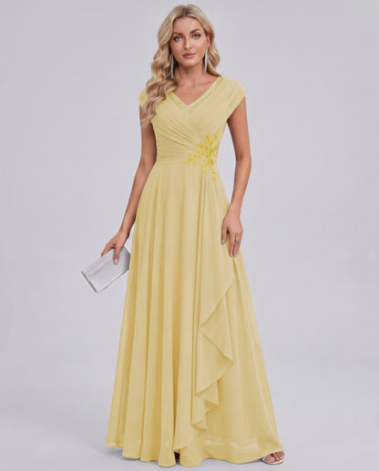 Elaris Maxi Dress