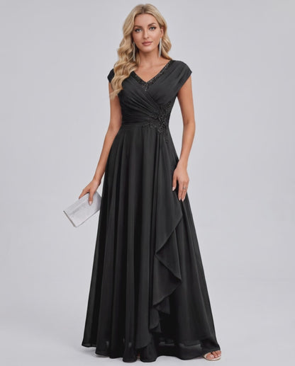 Elaris Maxi Dress