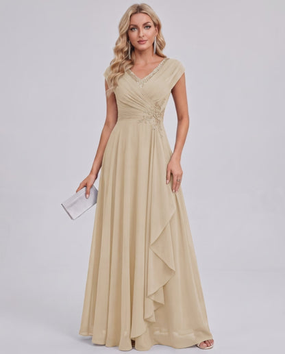 Elaris Maxi Dress