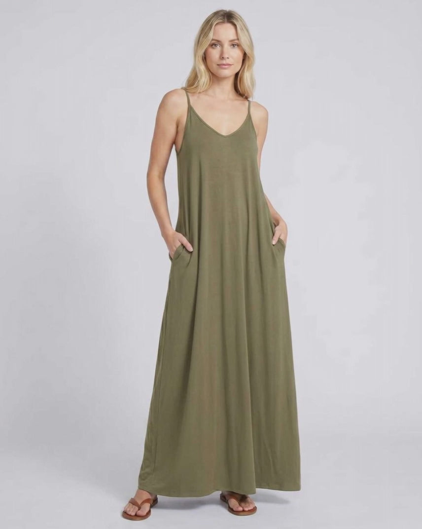 Ramblion Eva maxi dress — runway video 7 · styled for prom and cocktail season